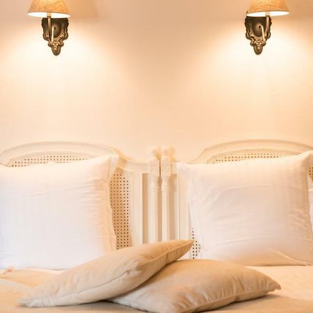 Les Suites Du 17 Aigues-Mortes Kamer foto