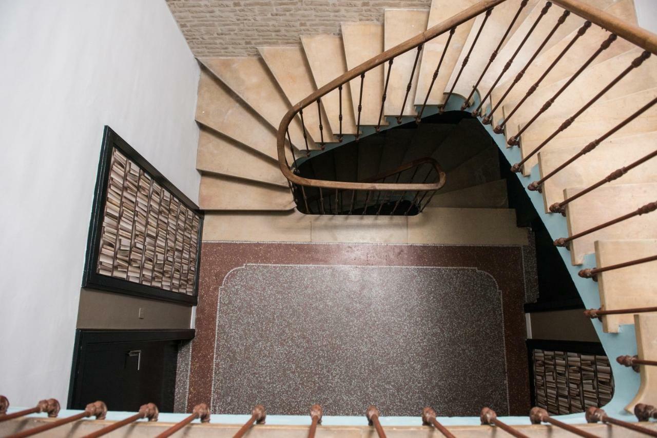 Les Suites Du 17 Aigues-Mortes Buitenkant foto