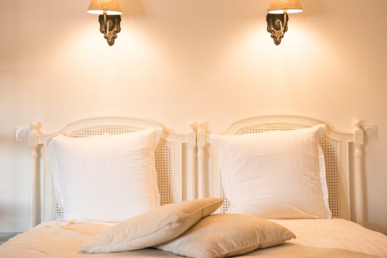 Les Suites Du 17 Aigues-Mortes Kamer foto